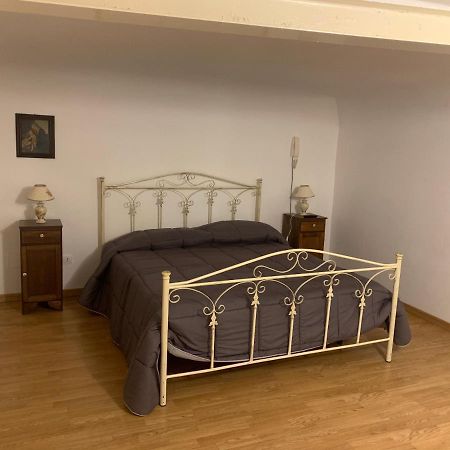 La Casa Di Stefania 2 Centro Storico Apartman Lecce Kültér fotó