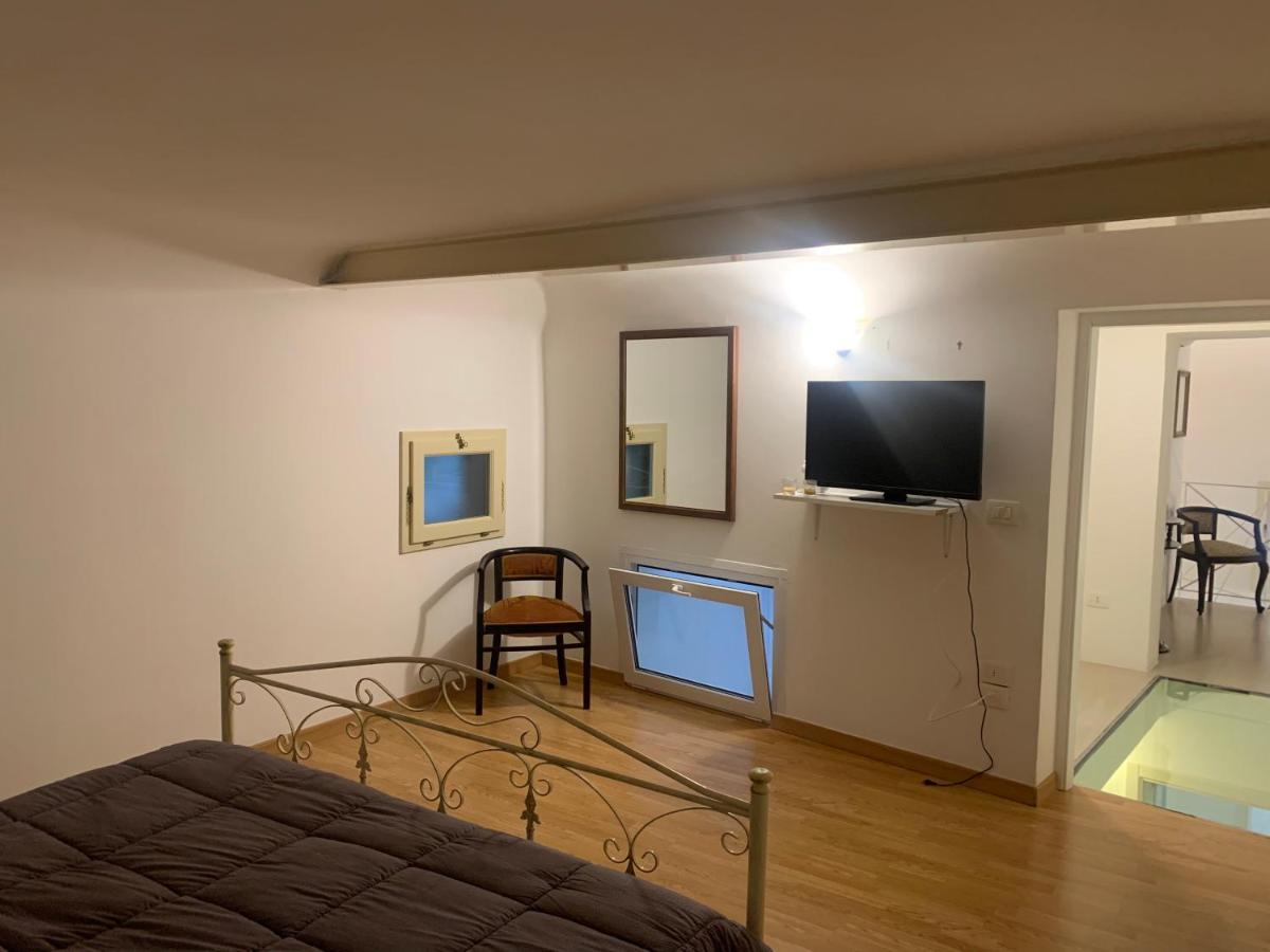 La Casa Di Stefania 2 Centro Storico Apartman Lecce Kültér fotó